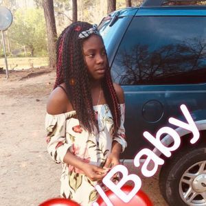 Meet your Posher, Lexia